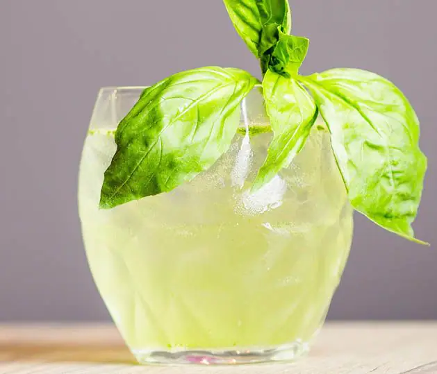 Caipirinha com Cocinero Limão Espremido