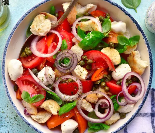 Salada Panzarella com Azeite Cocinero